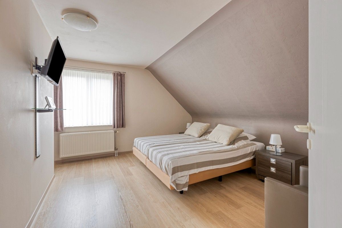 Charmante, vrijstaande woning met 3 slaapkamers op een steenworp van het centrum van Lanaken foto 12