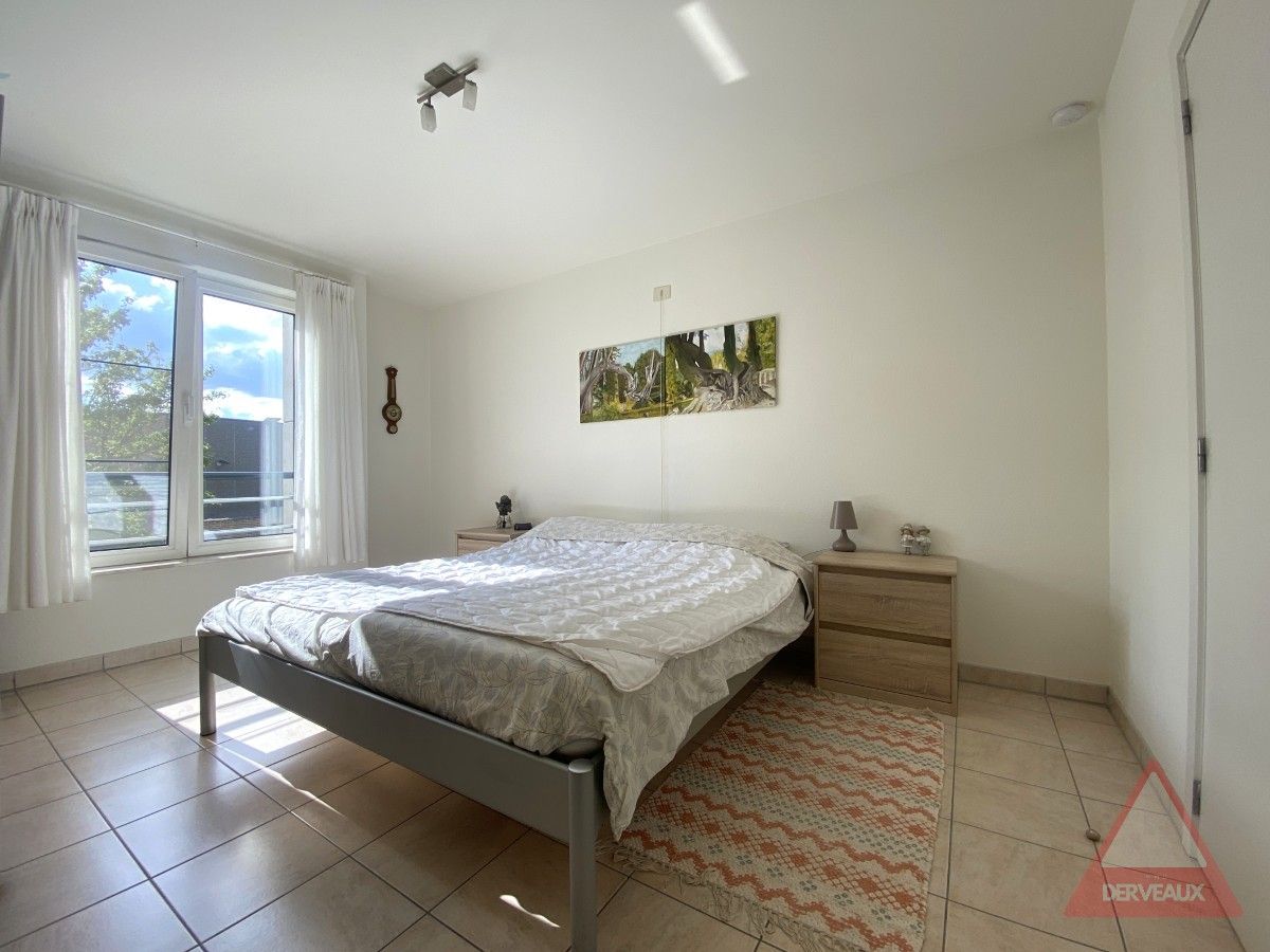 Roeselare – Ruim en instapklaar appartement met uitzicht op het Geitenpark foto 12
