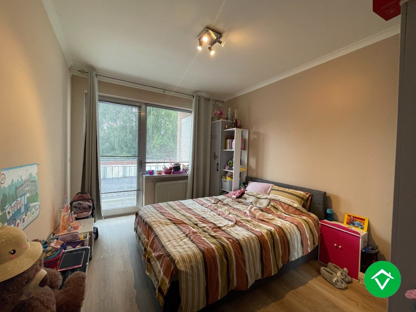 Centraal gelegen appartement met 2 slaapkamers en garage te Roeselare foto 10