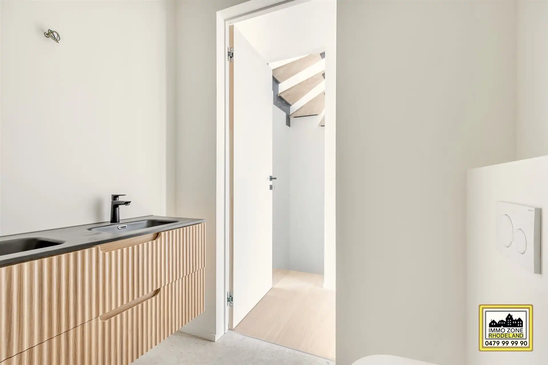 Architecturale parel met 3 slpks, 2 bdks en zonnige tuin foto 10