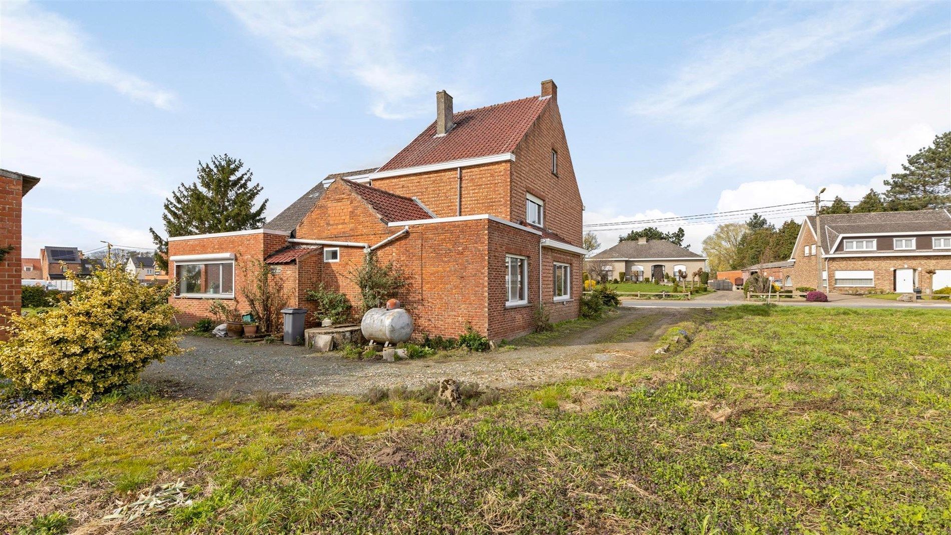 Ruime hoevewoning met bijgebouwen op ca 24a grond te Tremelo foto 26