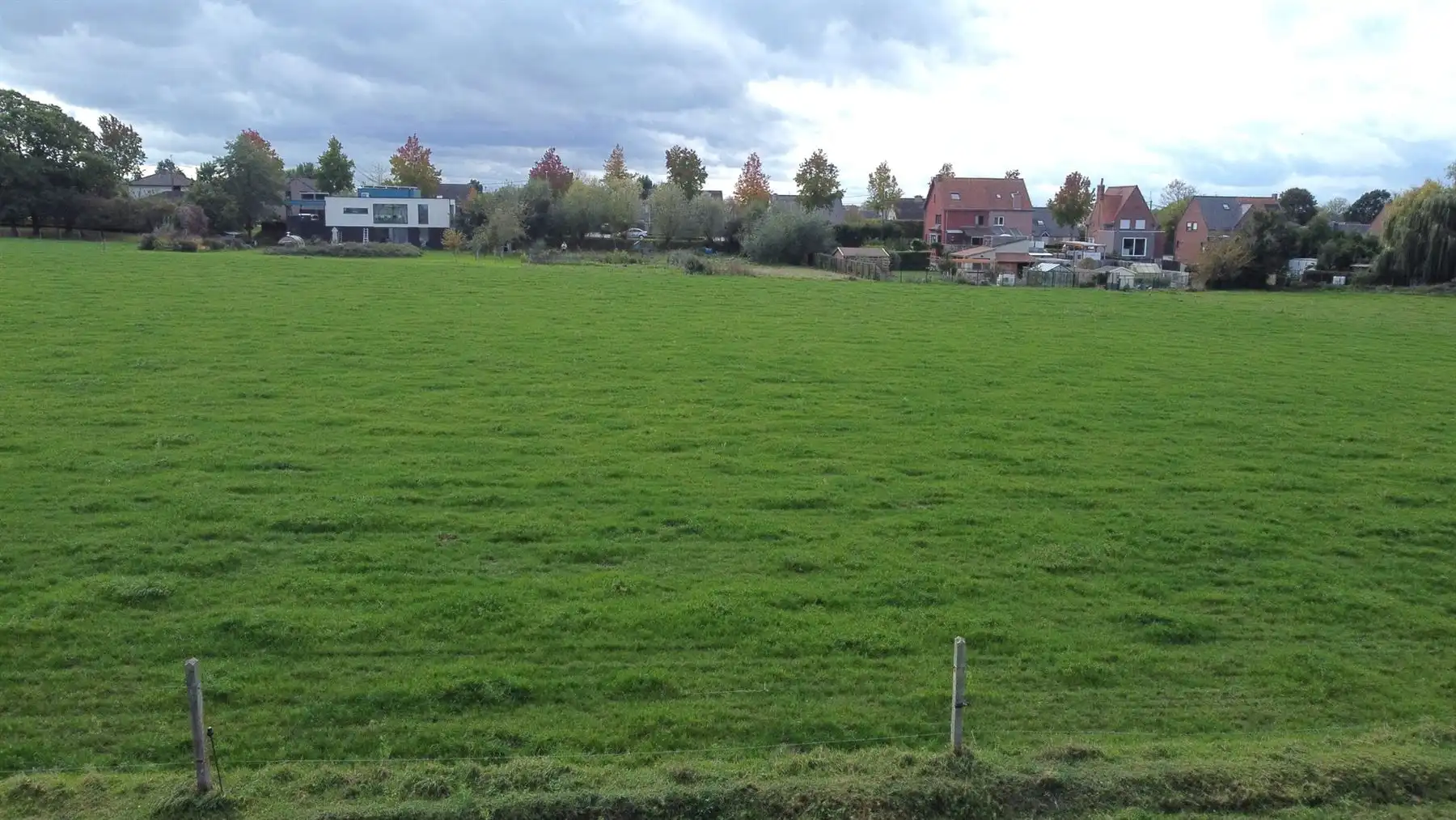 bouwgrond van 850 m² zonder bouwverplichting foto 4