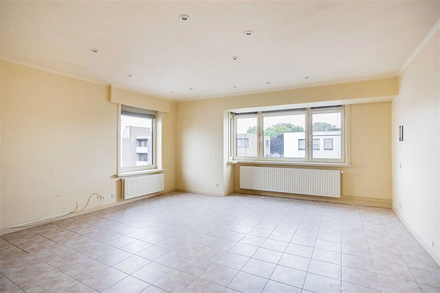 Ruim 3-slaapkamerappartement met zonneterras in Zwijnaarde foto 3
