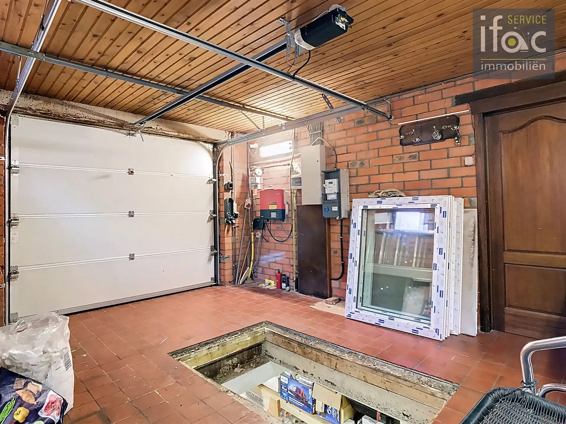 Huis met 4 slpks, 2 badk., tuin en garage foto 11