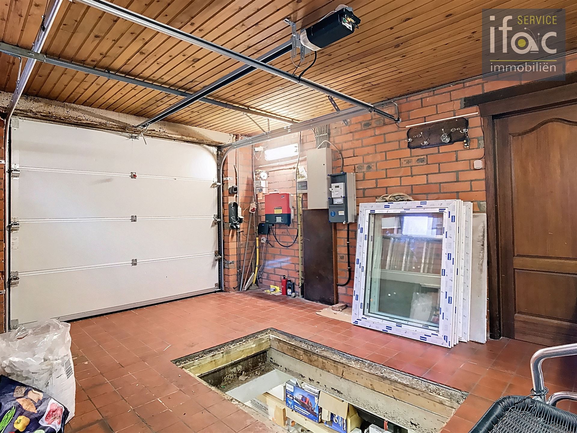 Huis met 4 slpks, 2 badk., tuin en garage foto 11