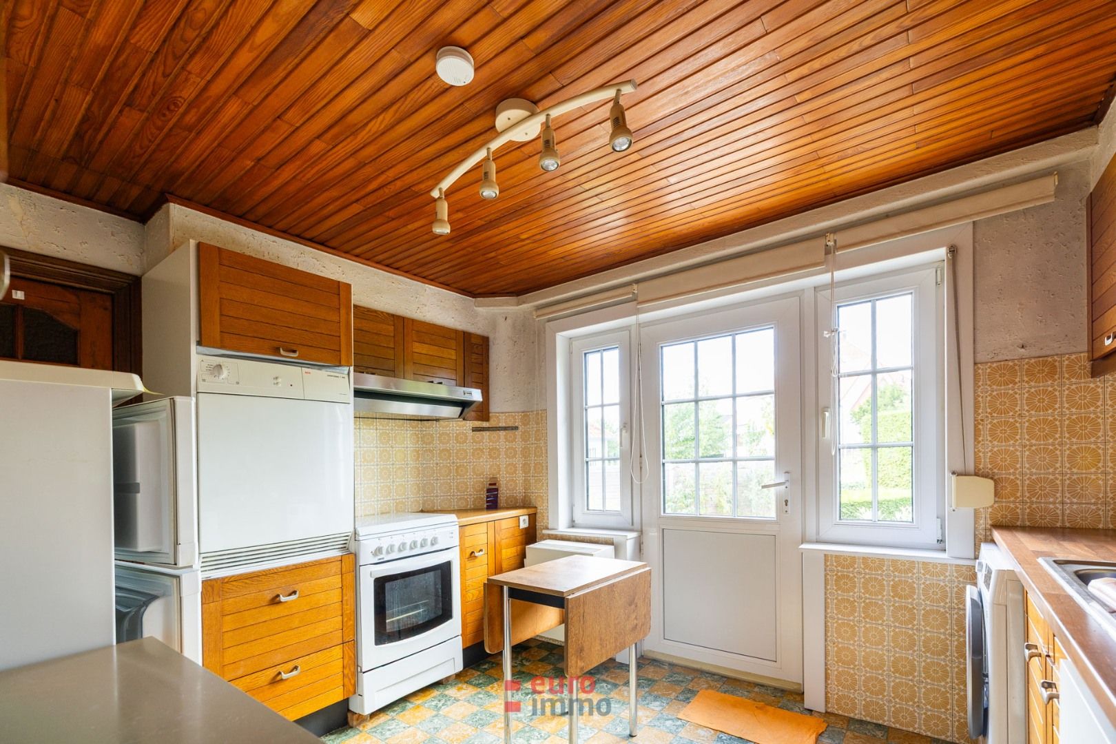 Authentieke, half-open villa in cottage stijl! foto 8
