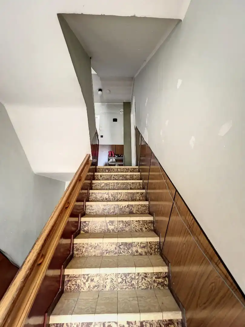 Opbrengsteigendom in rustige woonwijk bestaande uit 4 appartementen. foto 4