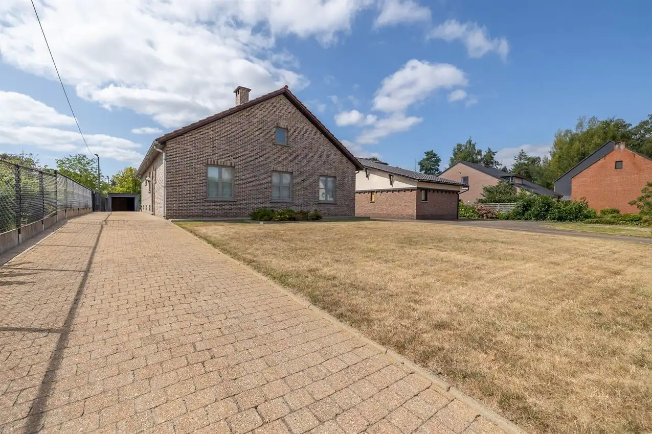 Verzorgde 3slk woning op zuidgericht perceel van ca 1638ca foto 29