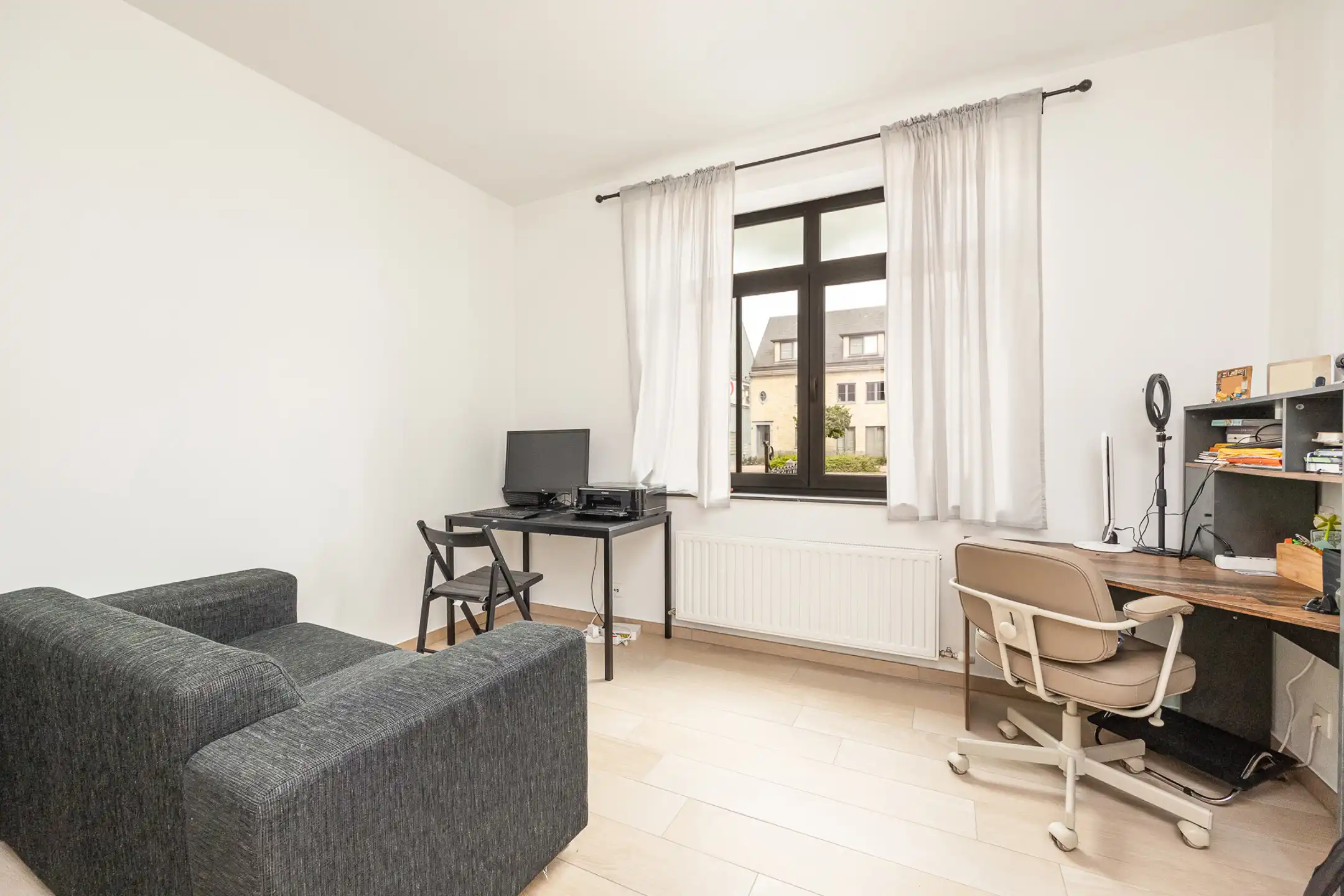 Luxueus gelijkvloers appartement met tuin en garage te huur in het centrum van Westmalle! foto 10