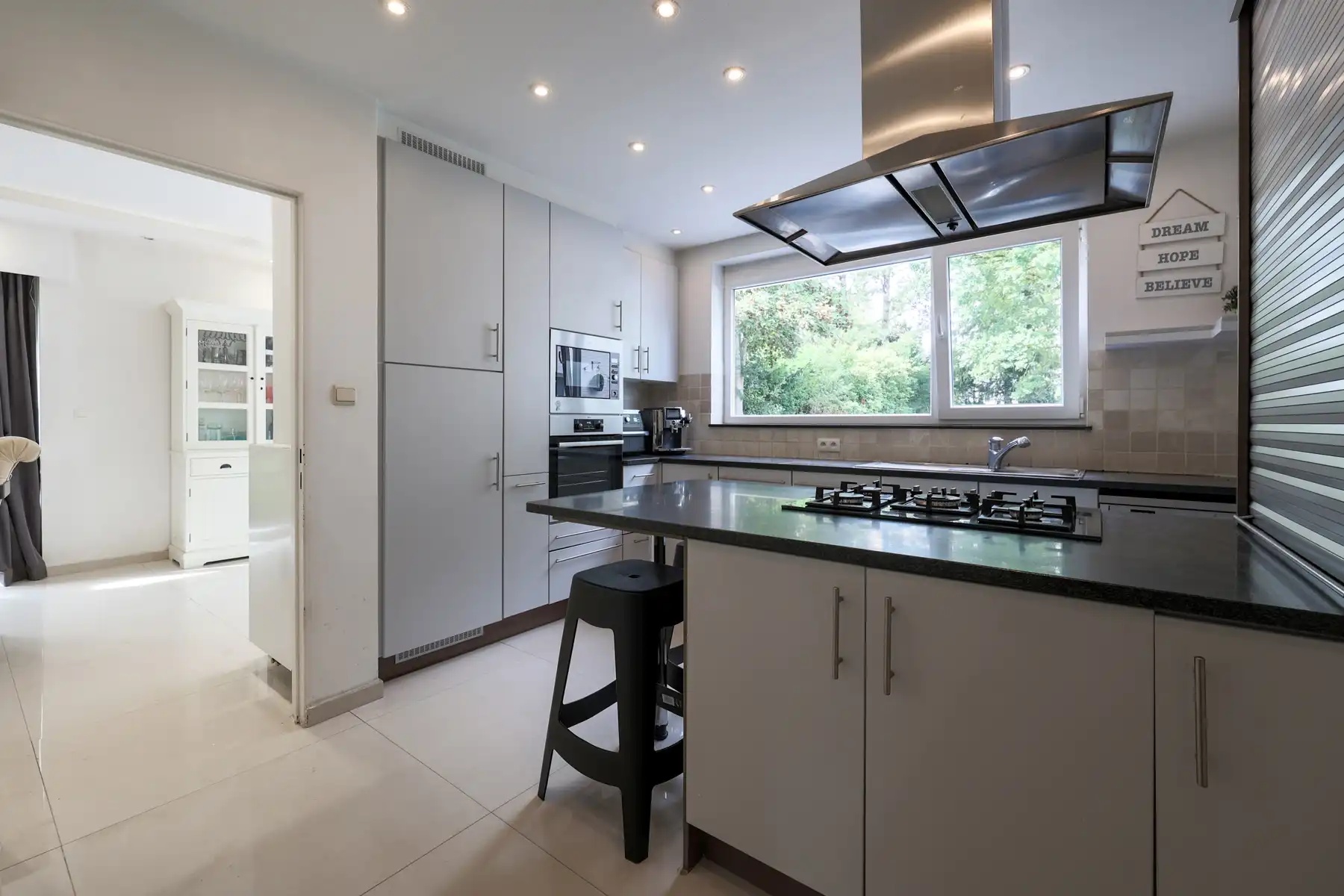 Vrijstaande villa met zwembad te Elsdonk foto 8