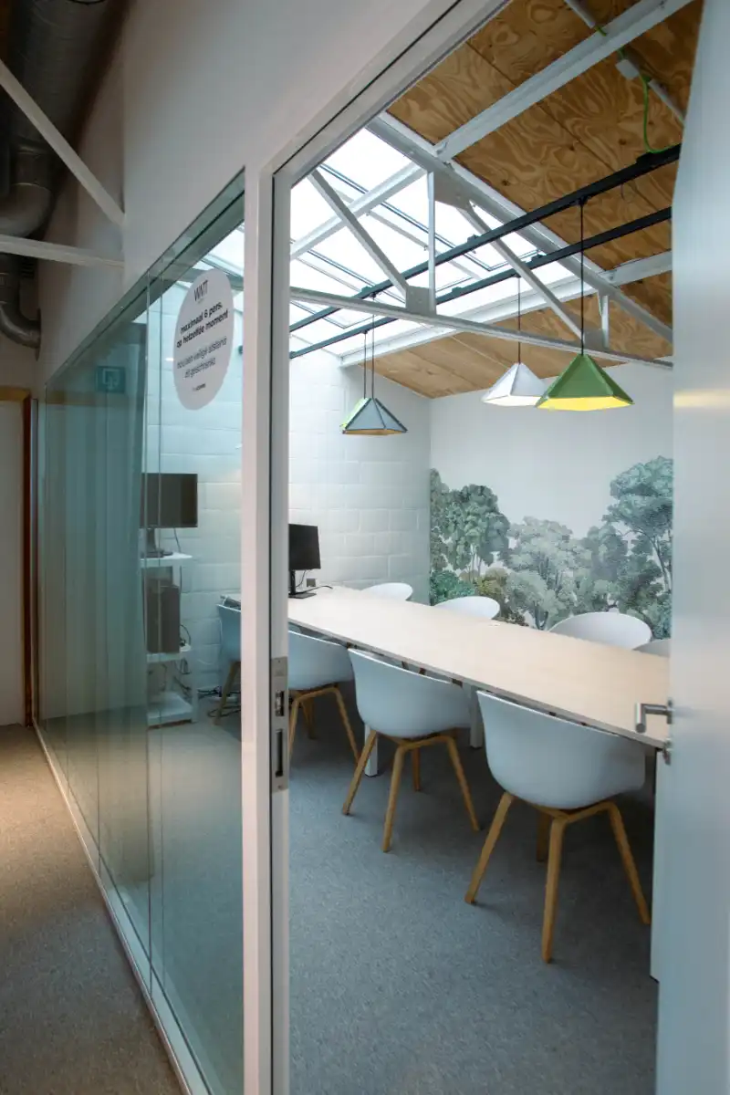 Kantoren in business center WATT Factory foto 14