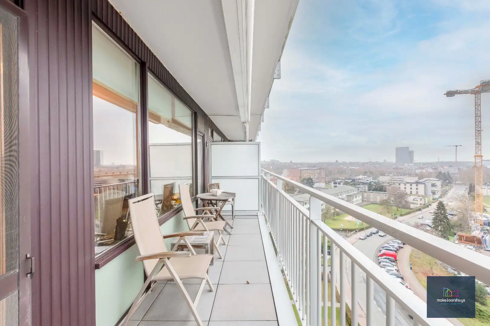 Ruim 2 slaapkamerappartement met garagebox nabij de Blaarmeersen foto 21