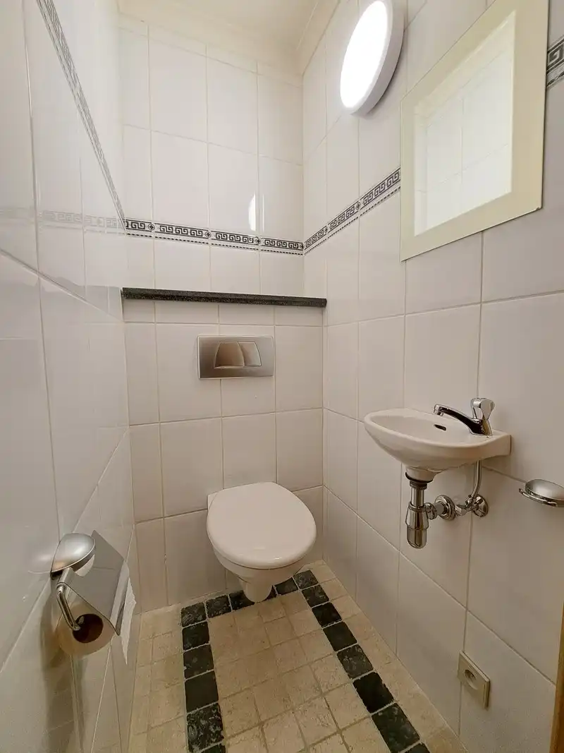 Ruim appartement met 3 slaapkamers te Hasselt centrum foto 8