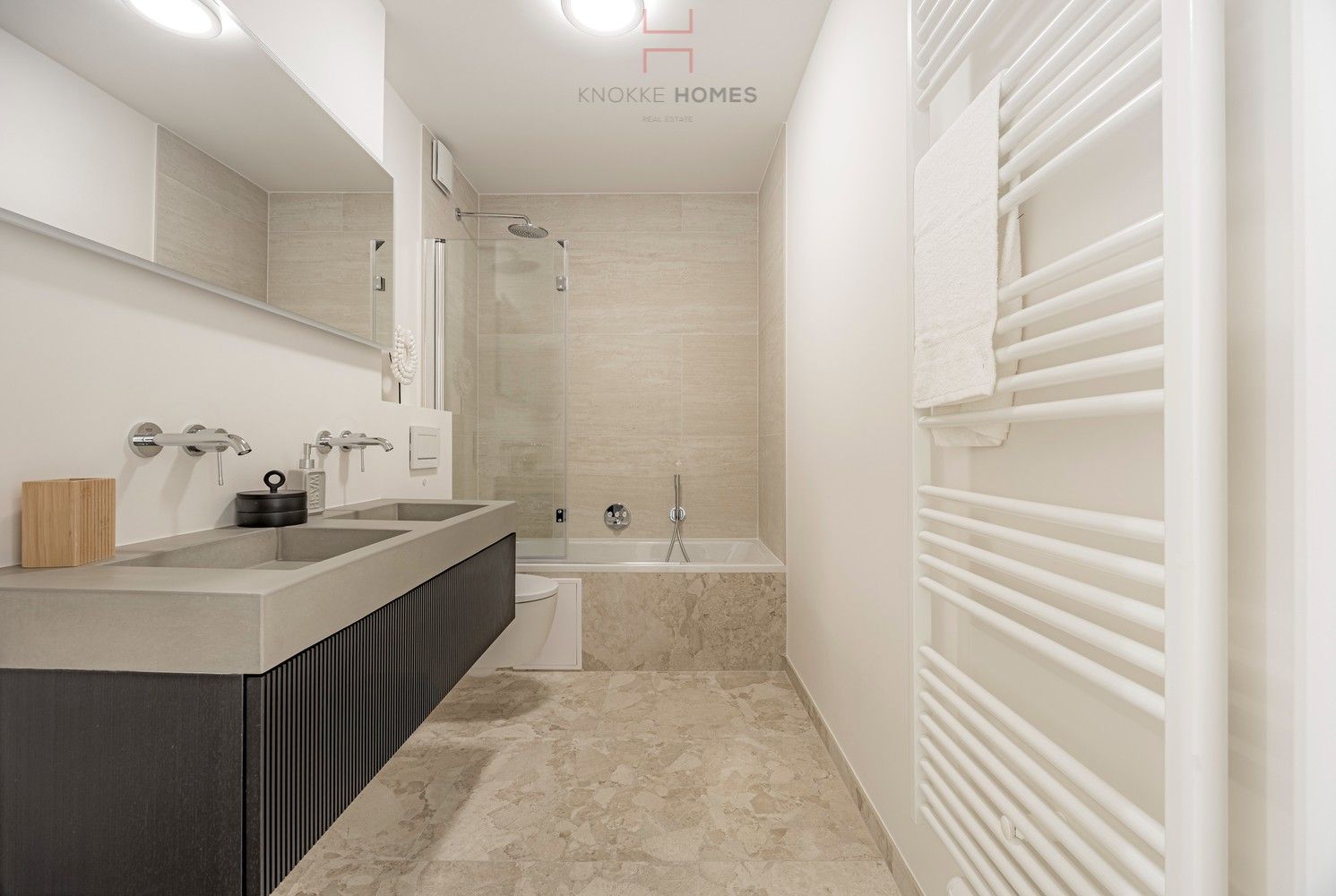 Volledig gerenoveerd, lichtrijk appartement met zijdelings zeezicht nabij het Driehoeksplein foto 14
