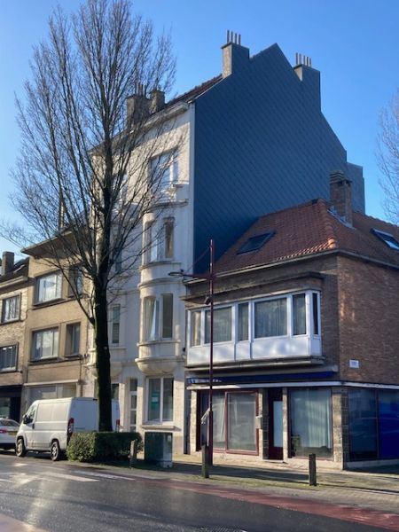 Tof, instapklaar gelijkvloers appartement met kelder foto 2