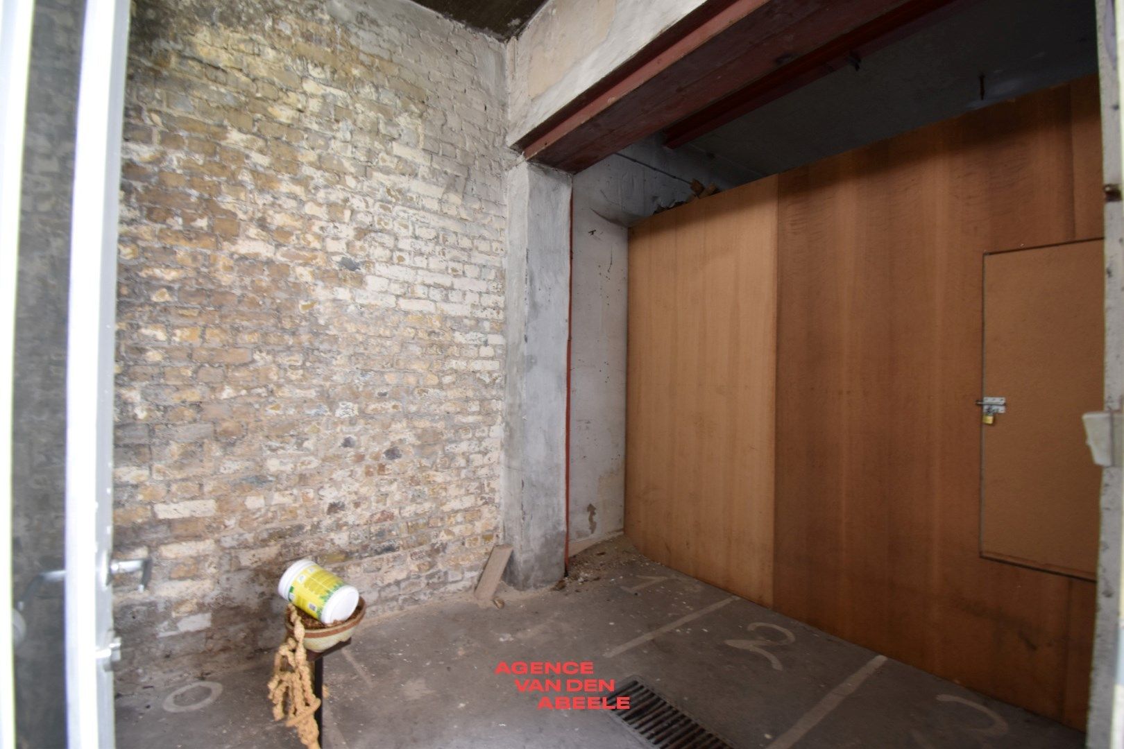 Opbrengsteigendom met 4 appartementen en ruime garage  foto 13
