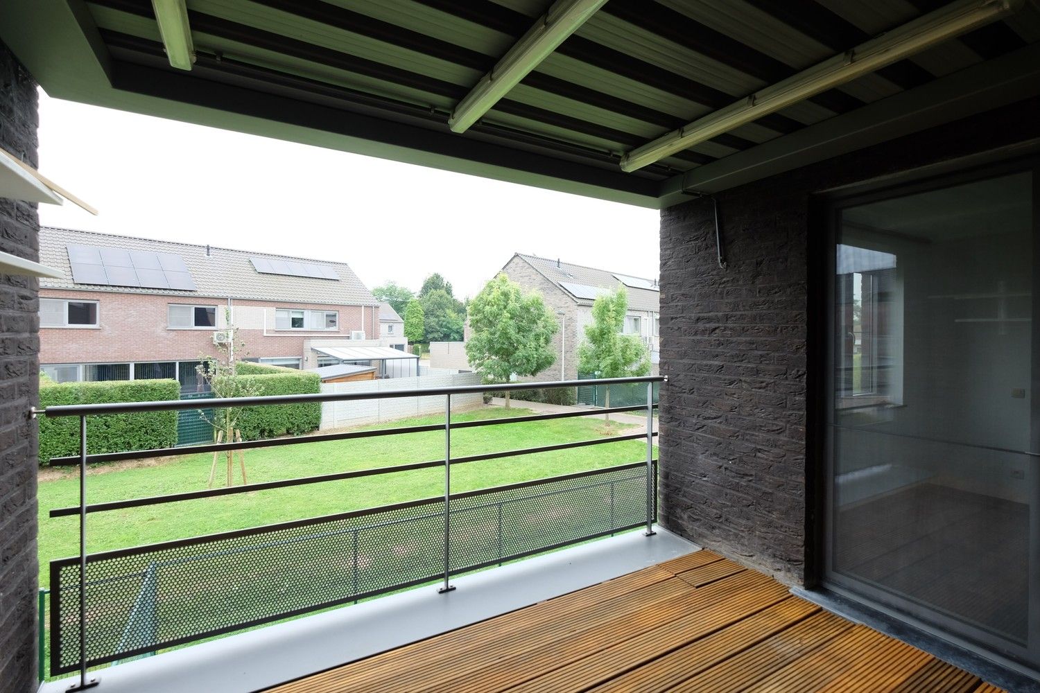 Modern twee slaapkamer appartement in Heers foto 2