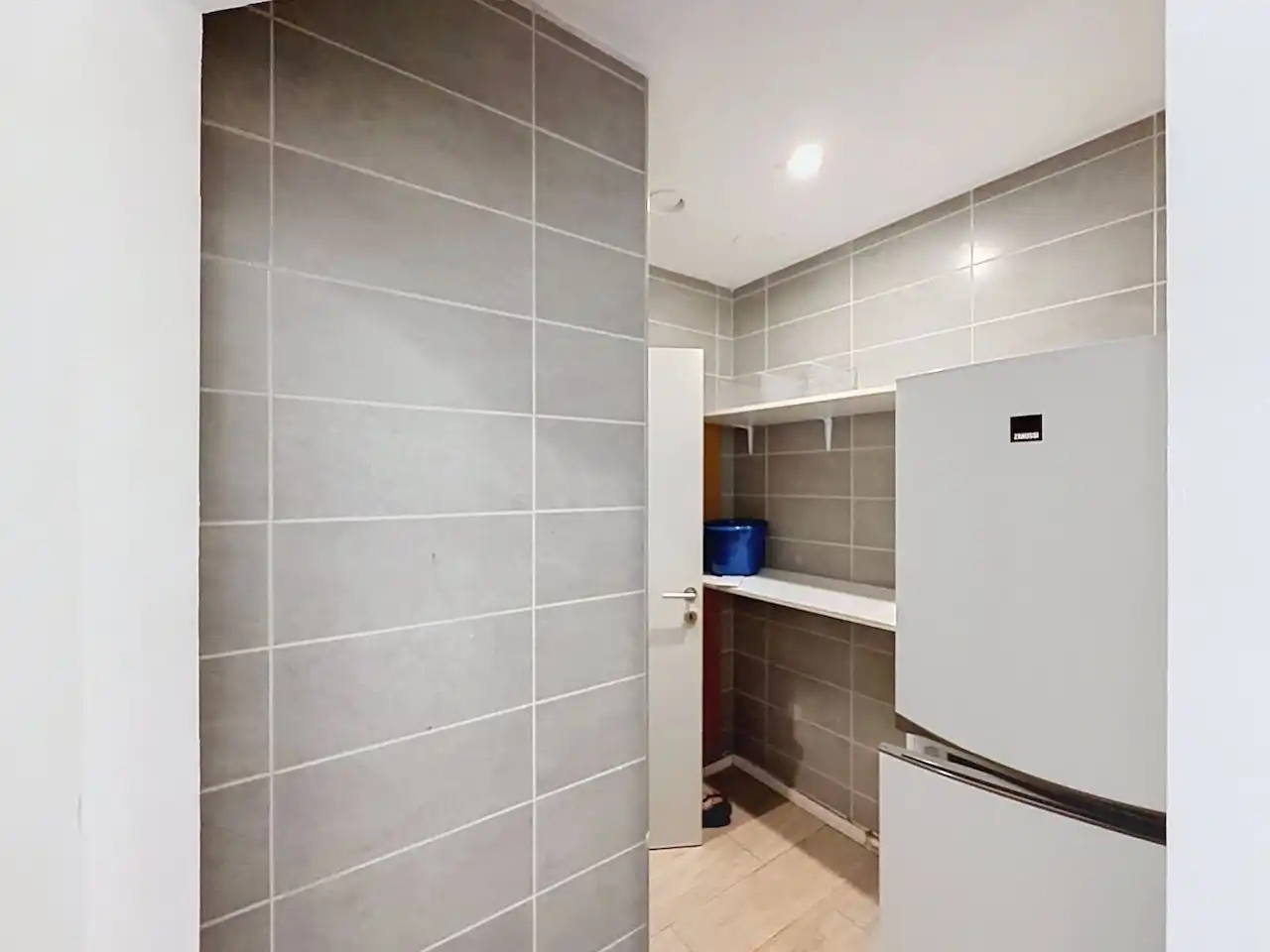 Buitengewoon ruim gelijkvloers appartement met 3 slaapkamers en hobbyruimte foto 11