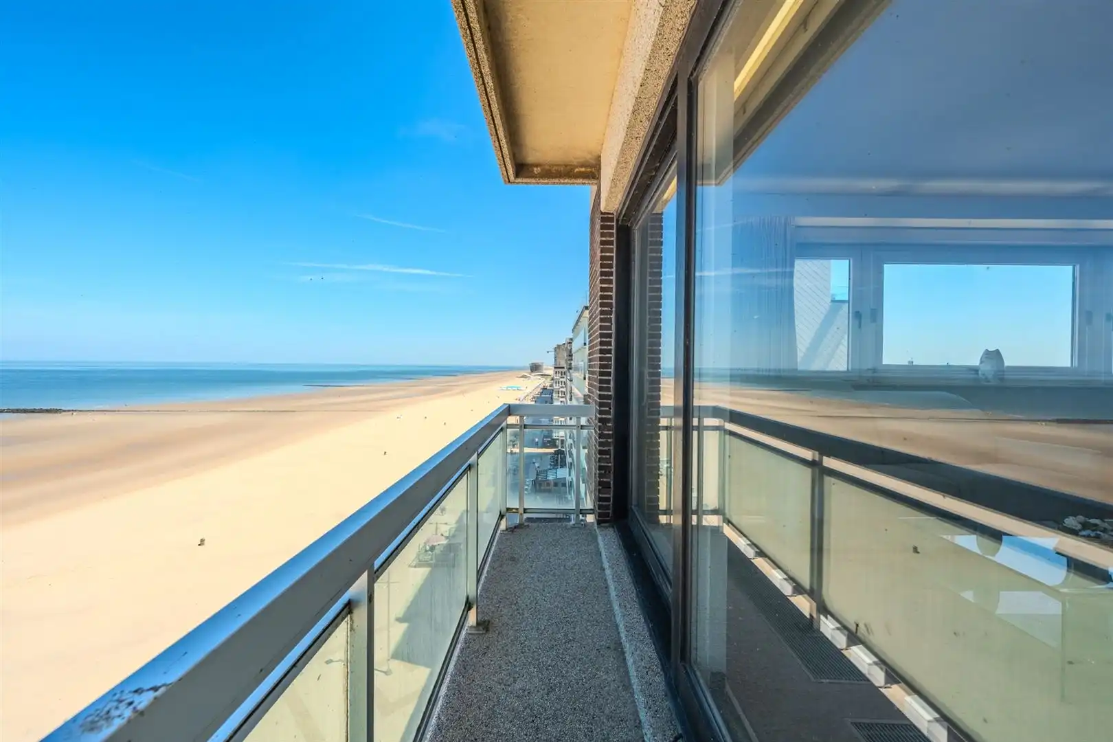 Appartement met adembenemend uitzicht foto {{pictureIndex}}