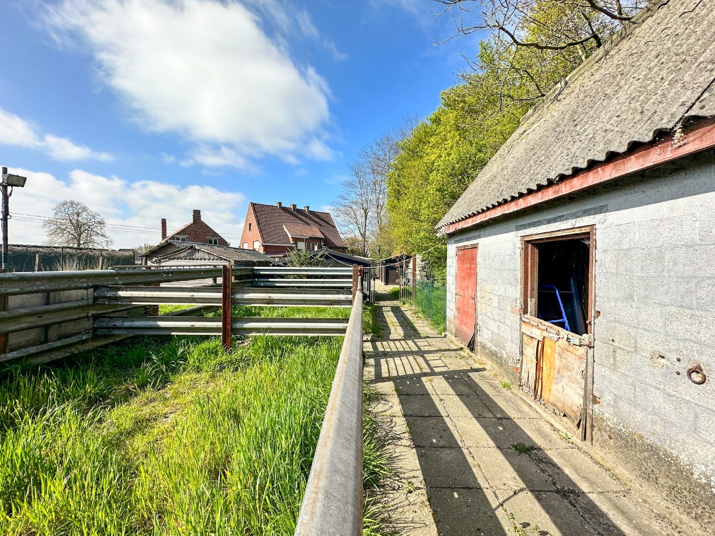 Ruime woning met tuin (perceel 524 m²), 3 slaapkamers, garage en bijgebouw/stalling, Torhout. foto 38