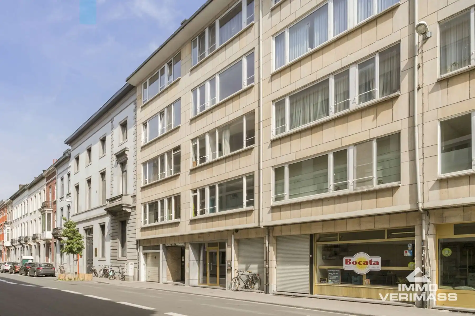 1 of 2 ruime ondergrondse staanplaatsen op toplocatie foto 7