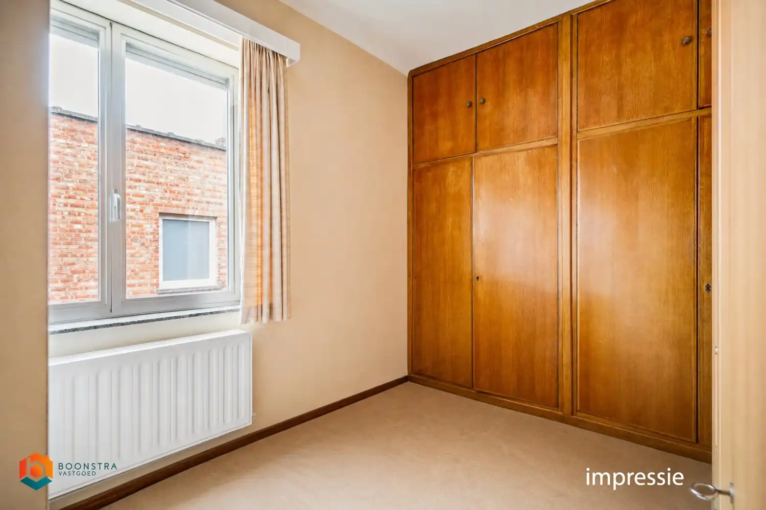 Ruim 2 slaapkamer app met terras en garage foto 11
