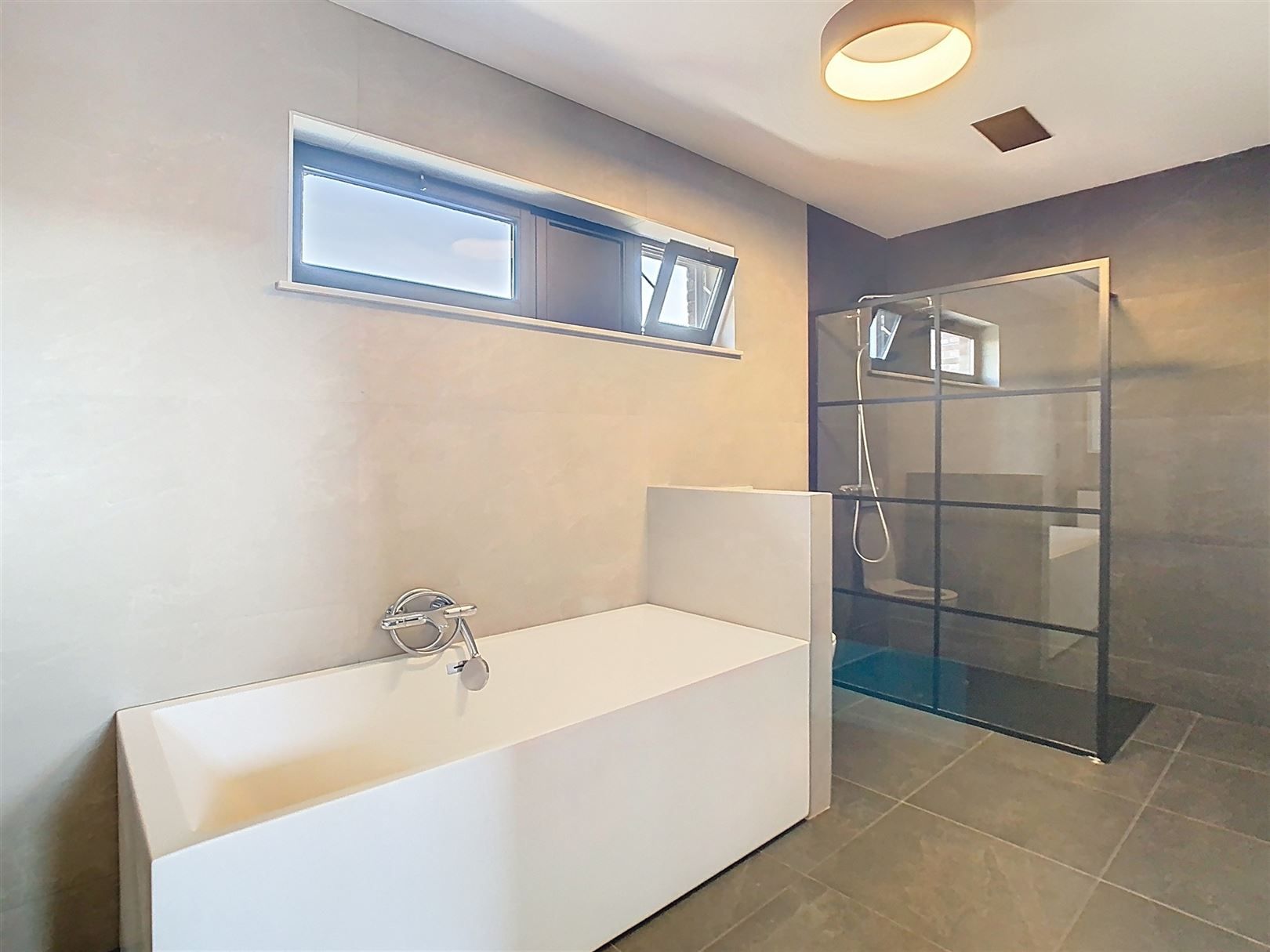 landelijk gelegen huis met zwembad en 3 slaapkamers! foto 20