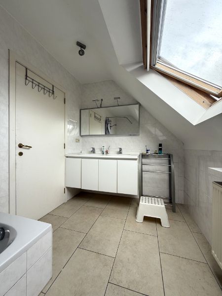 Ruim en energiezuinig duplexappartement met dakterras foto 15