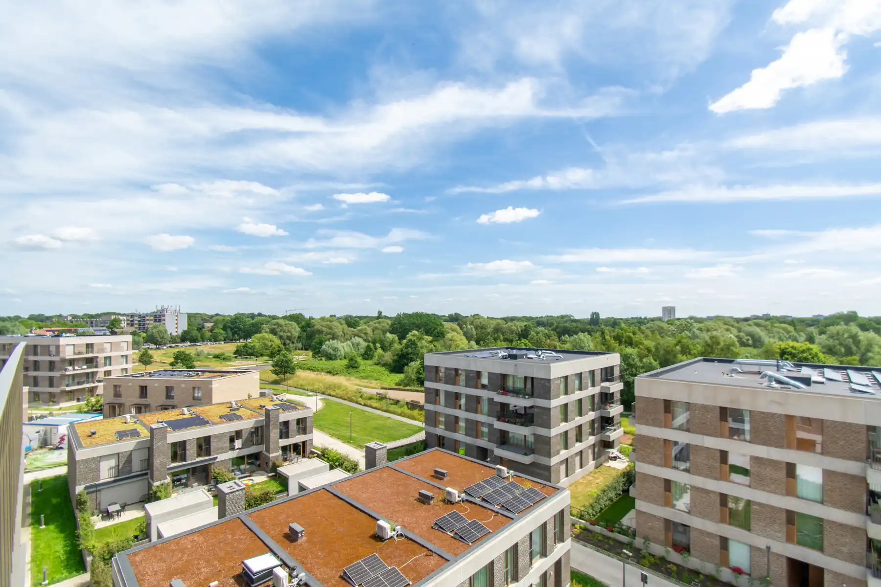 Rustig en comfortabel 3slpk appt. met mooi terras  foto 7