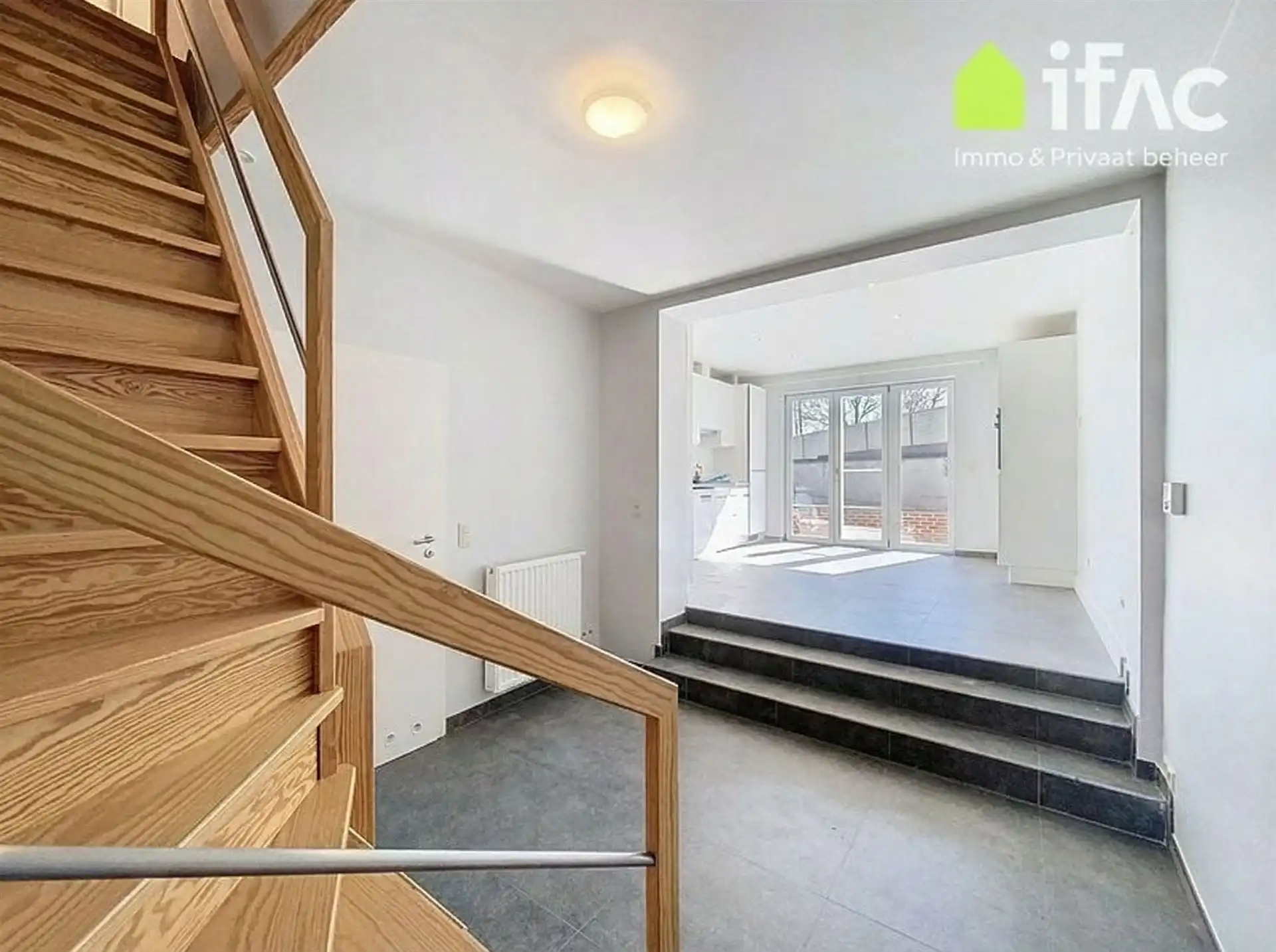 Gezellige rijwoning met 2 slaapkamers en terras foto 4