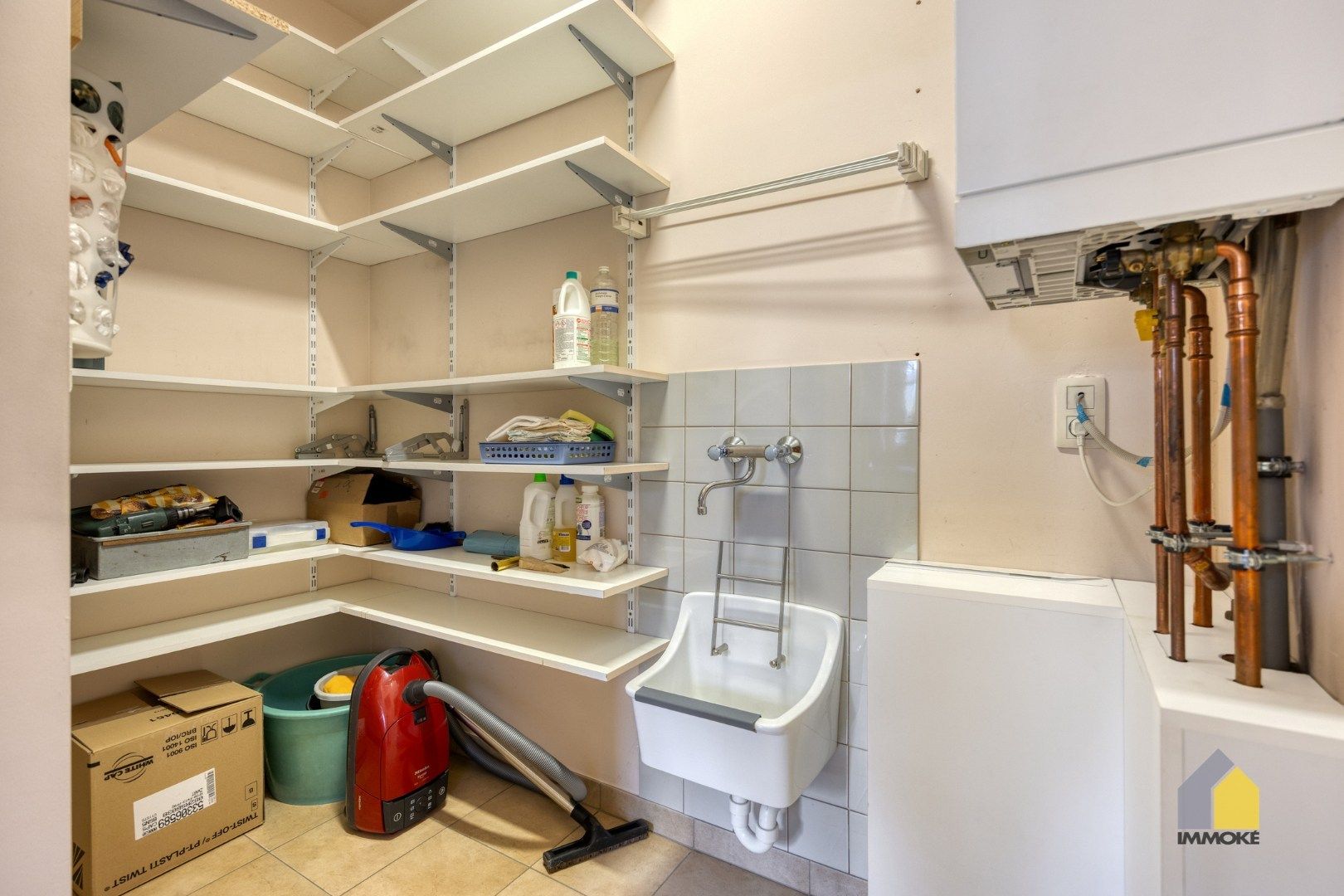 Gelijkvloers appartement met 2 slpks, stadstuin en autostaanplaats. foto 27
