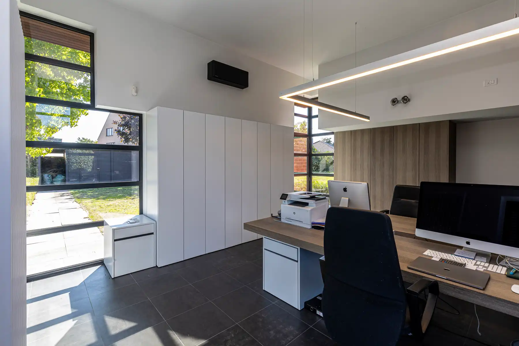 Stijlvolle villa met 5 slpks, bureau en dubbele garage foto 15