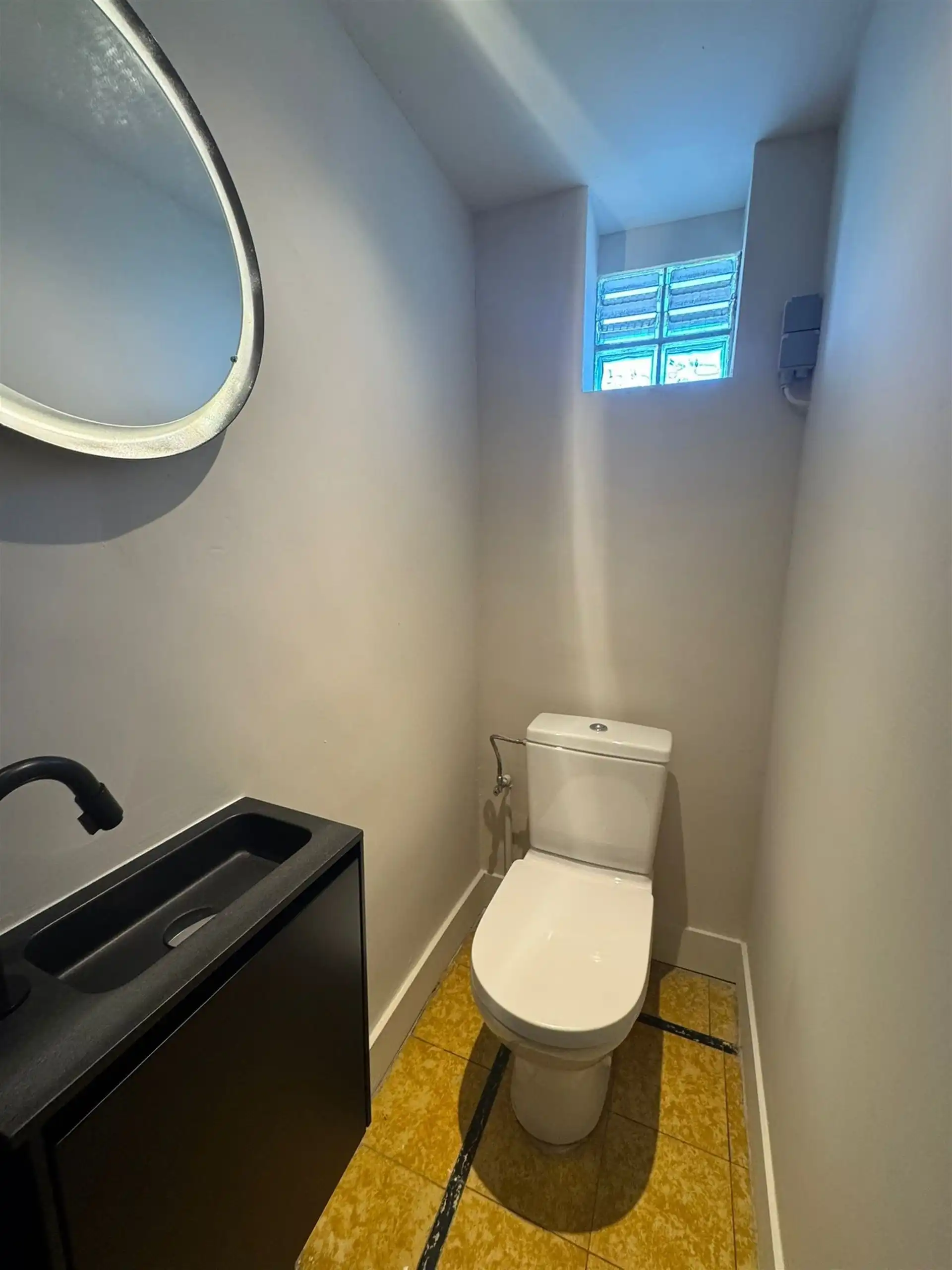 Gerenoveerde bel-etage in het volle stadscentrum foto 18