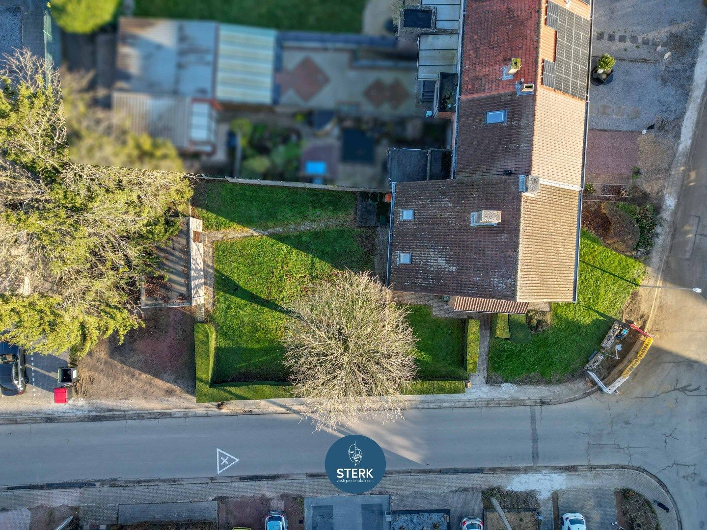 OP TE KNAPPEN GEZINSWONING MET VEEL POTENTIEEL NABIJ MAASTRICHT !  foto 21