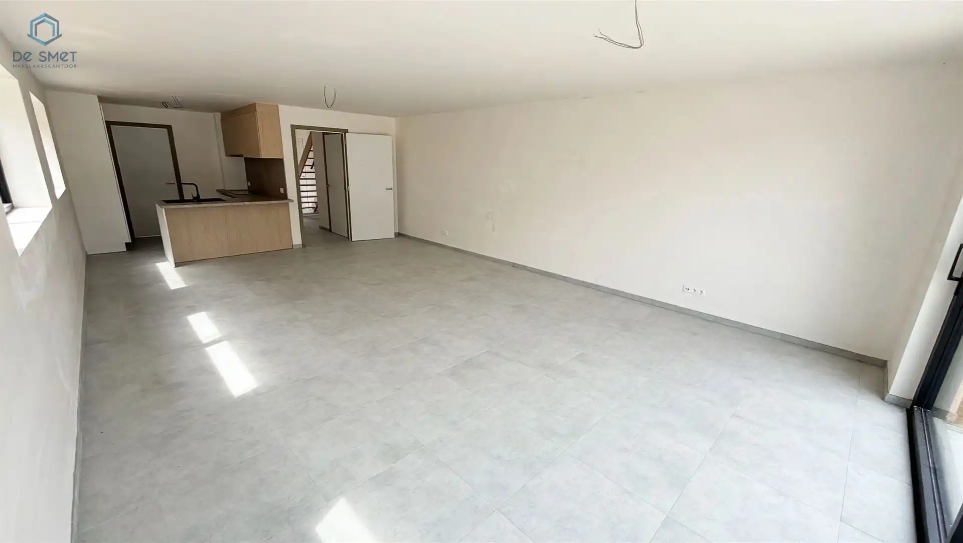 Instapklare nieuwbouwwoning met 4 slaapkamers, 2 badkamers en zonnige tuin foto 4