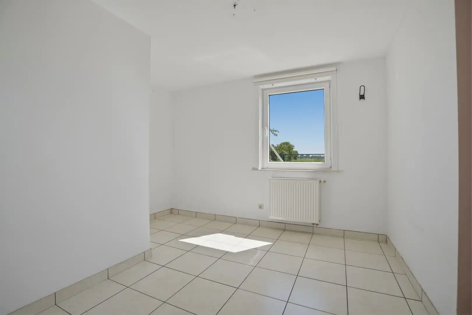 Energiezuinige woning met 5 slaapkamers en uniek panoramisch zicht te Sint-Joris op 457 m². foto 16