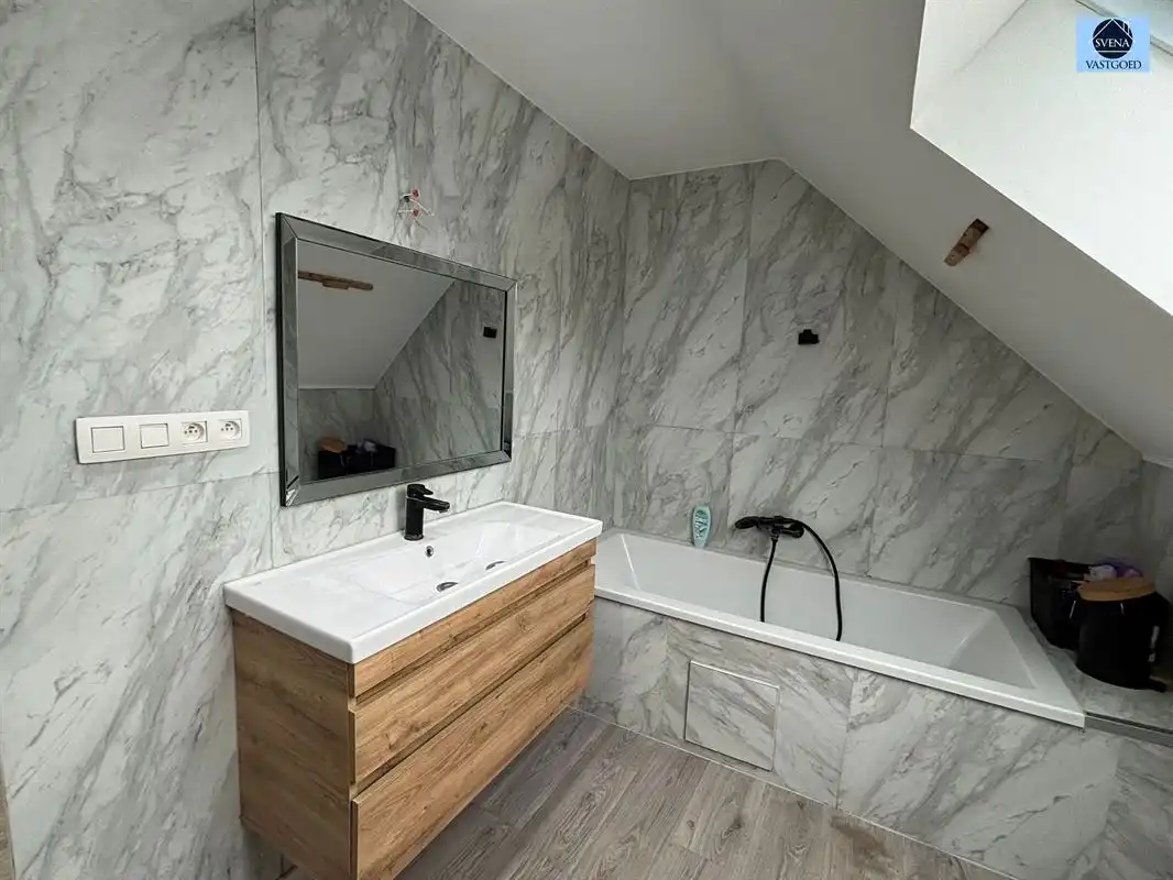 WONING MET 4 KAMERS EN TUIN foto 5