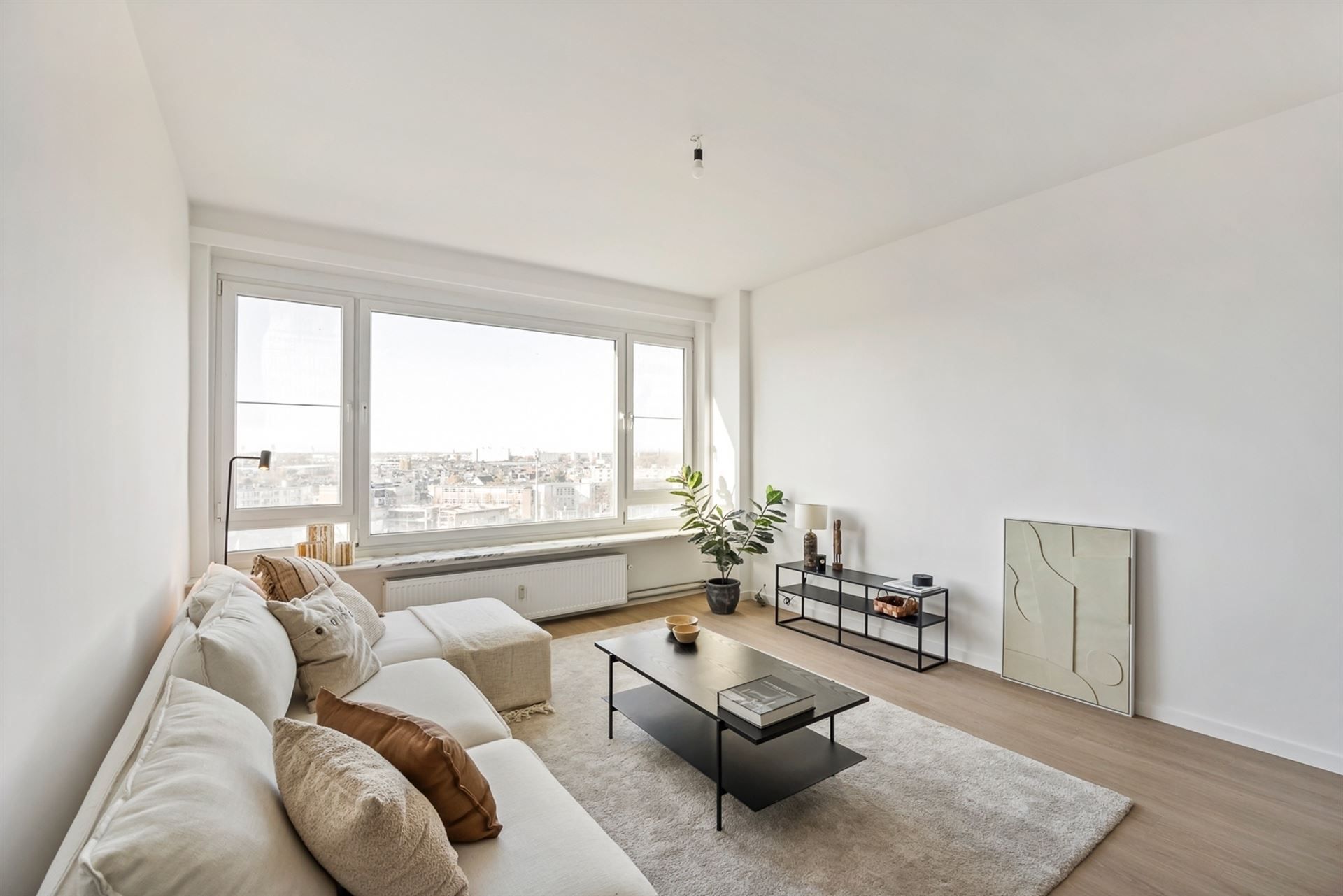 Gerenoveerd appartement met panoramisch uitzicht foto 3