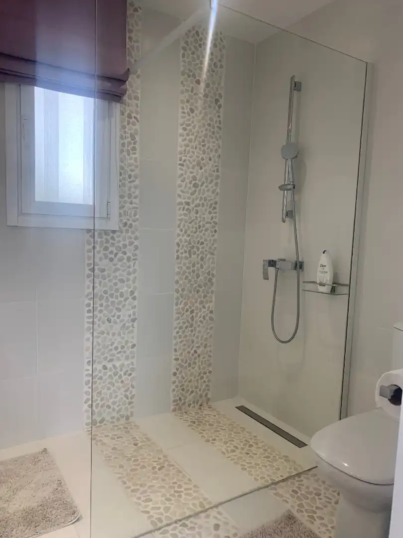 Gezellige duplex met zicht over de Nueva Andalucia vallei naar de Middellandse zee. foto 24