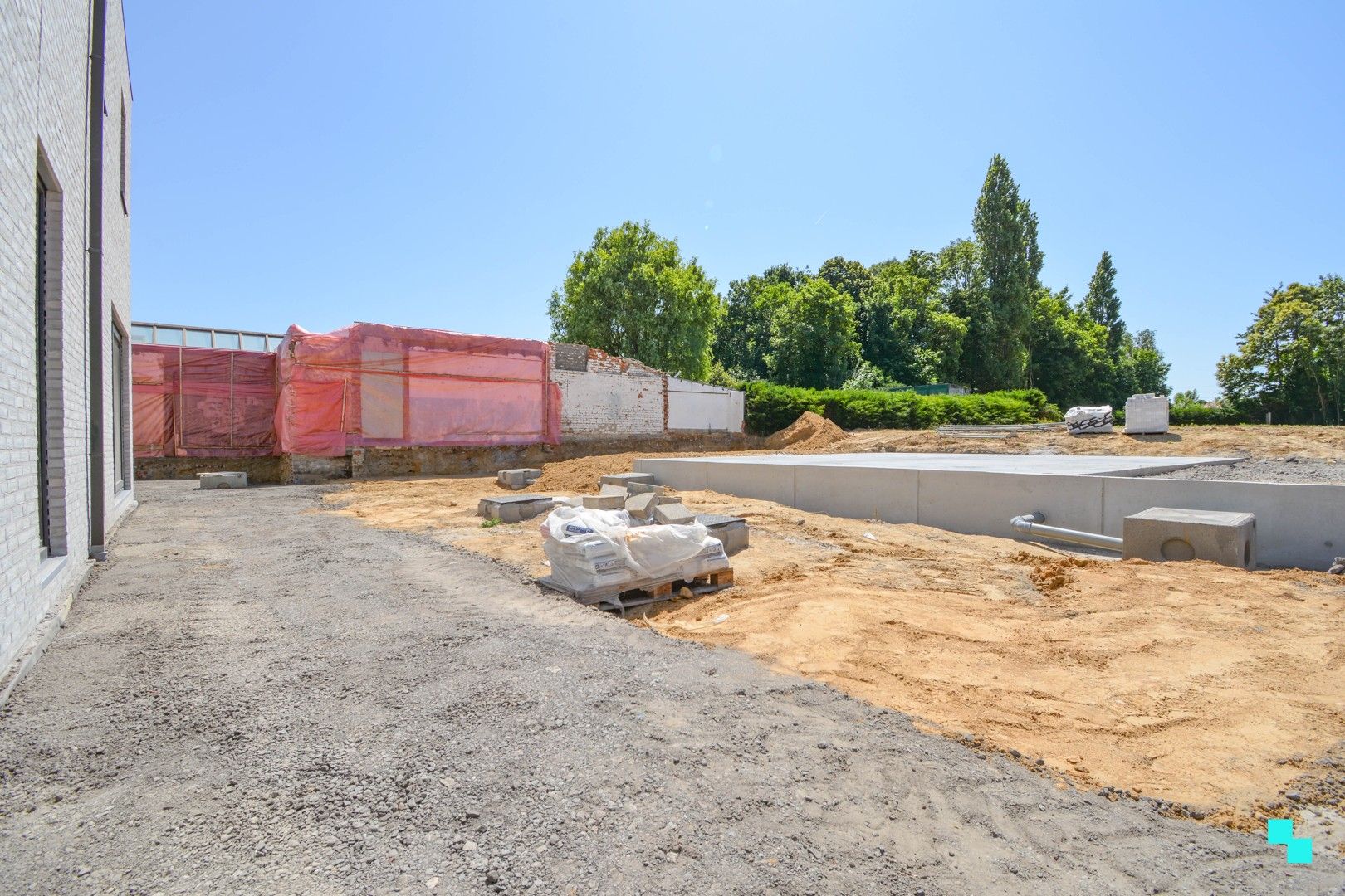 Gesloten nieuwbouwwoning met carport te Sleihage foto 5