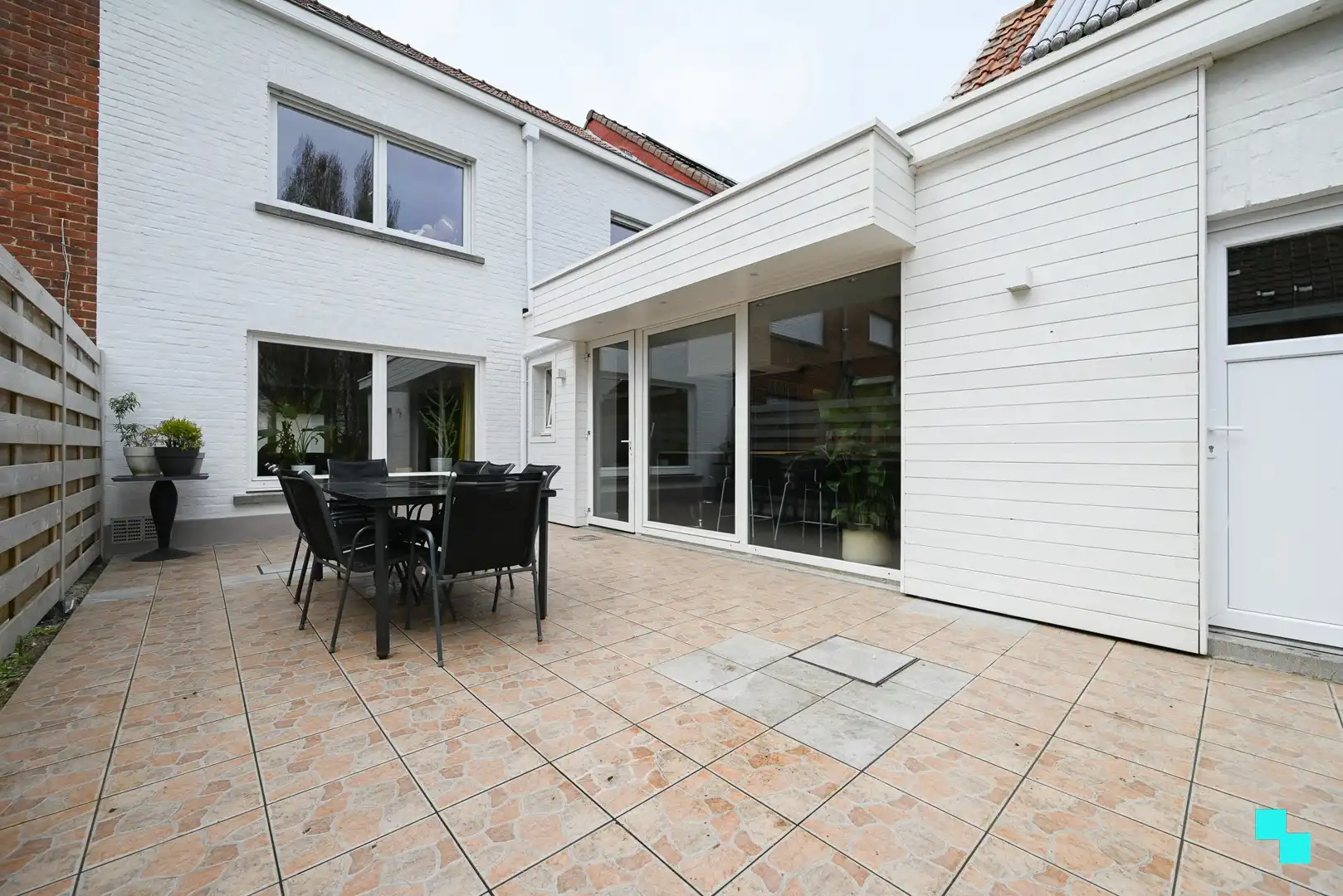 Instapklare ééngezinswoning met vier slaapkamers te Sint-Eloois-Winkel foto 13