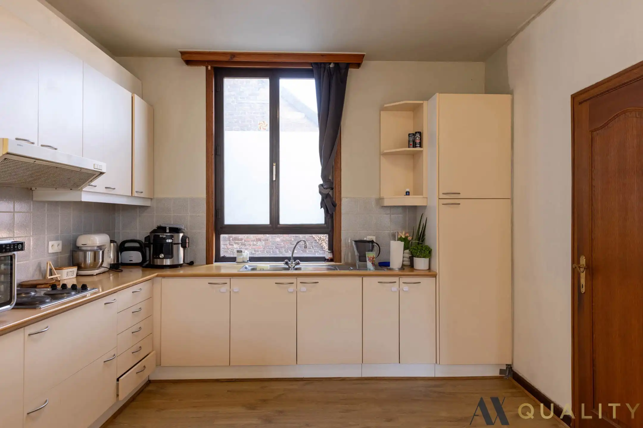 Ruim appartement met 3 slaapkamers en open keuken foto 6