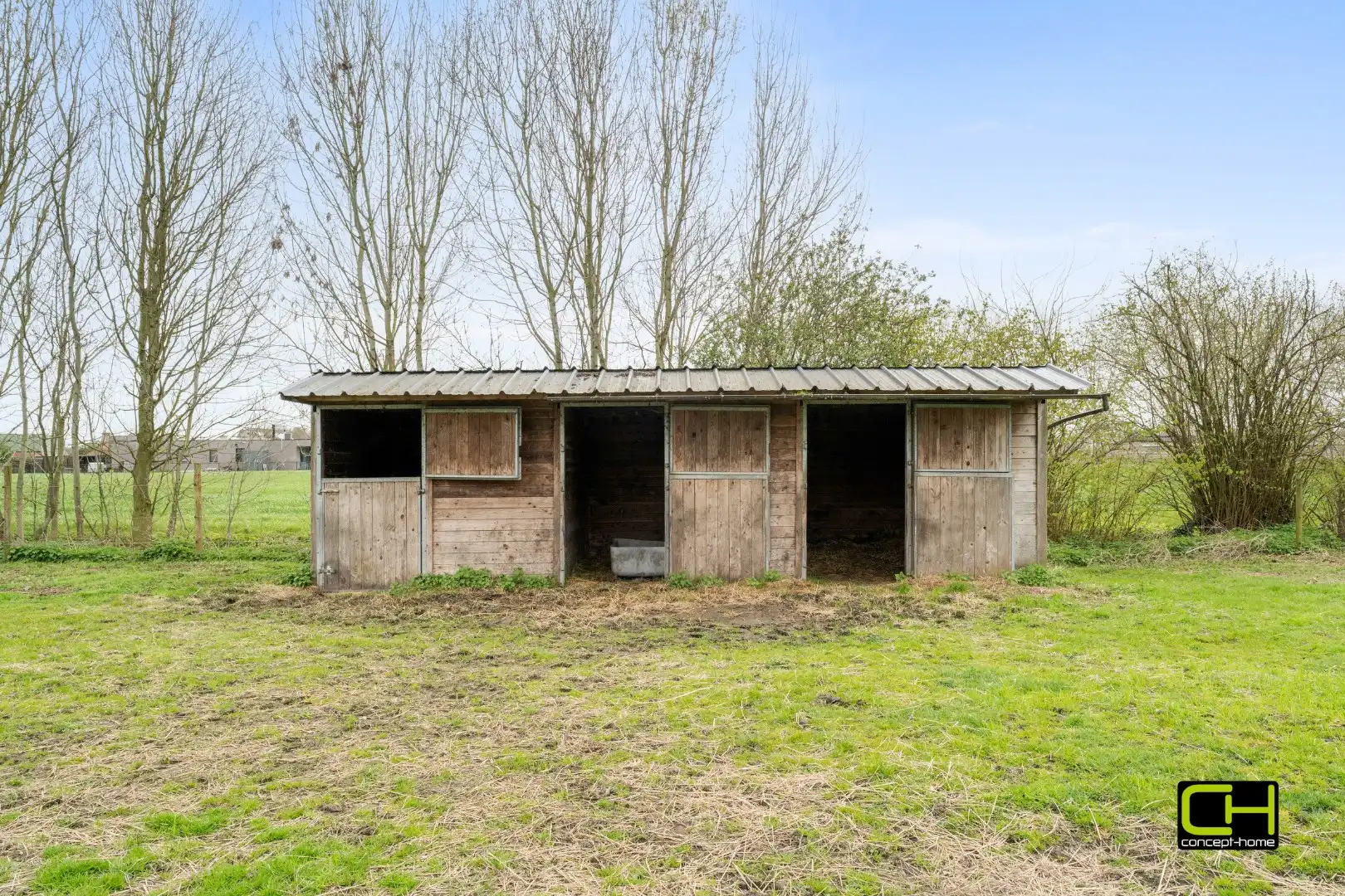 Ruime woning op een perceel van 4.949 m² te koop in Lievegem foto 26