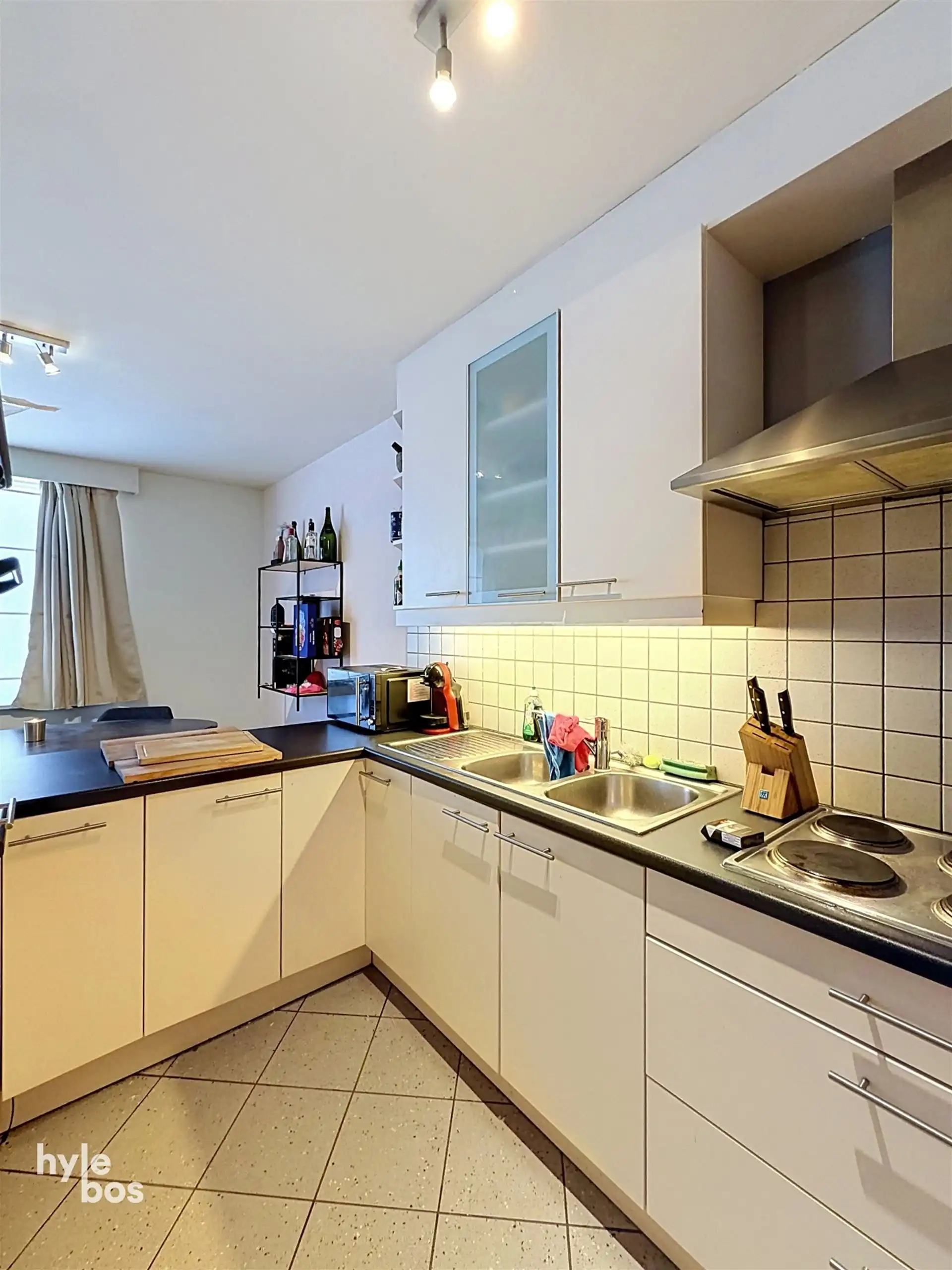 Gelijkvloers appartement met één slaapkamer en garage foto 7