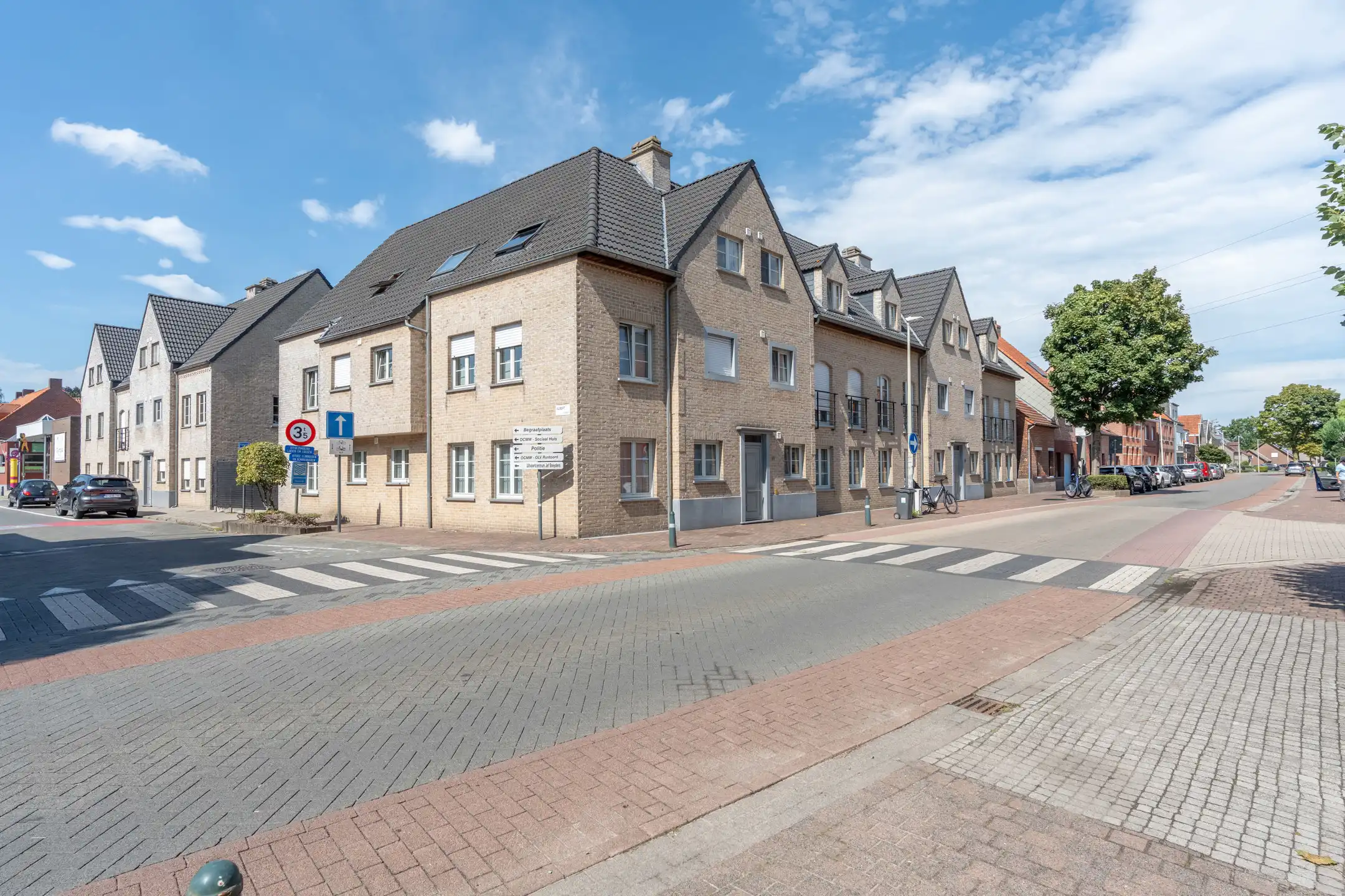 Tof  1 slpkapp nabij het centrum van Beerse met ruim terras foto 25