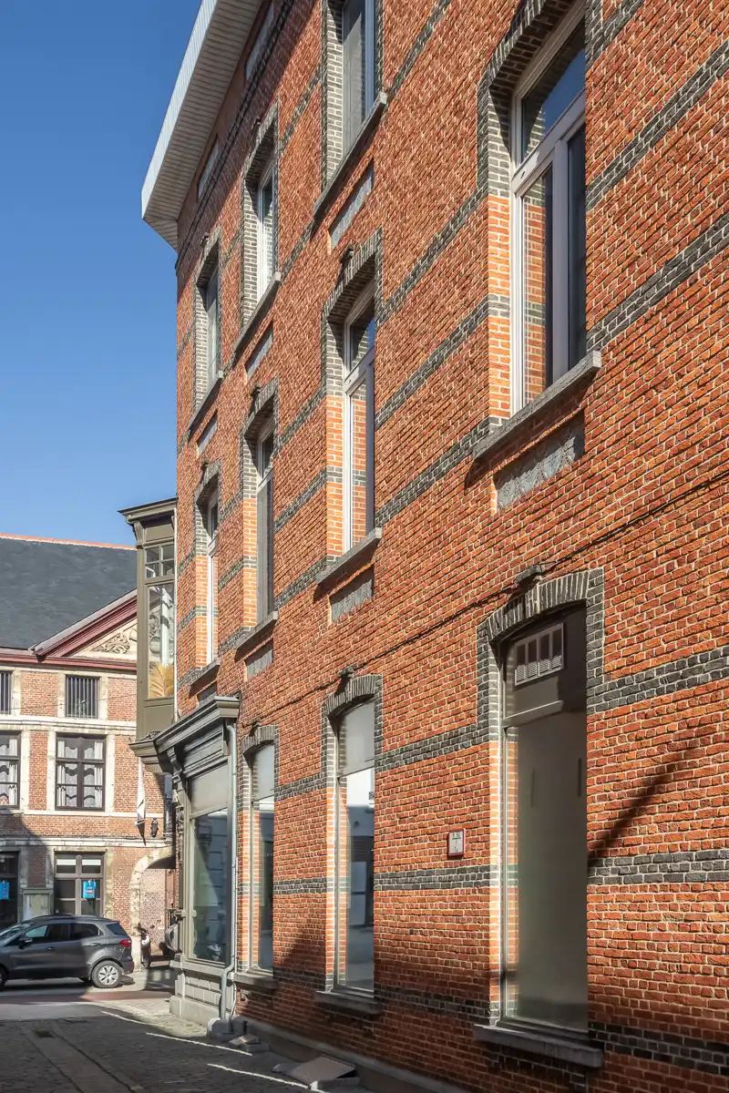 Investeringspand met handelsruimte en twee appartementen foto 29