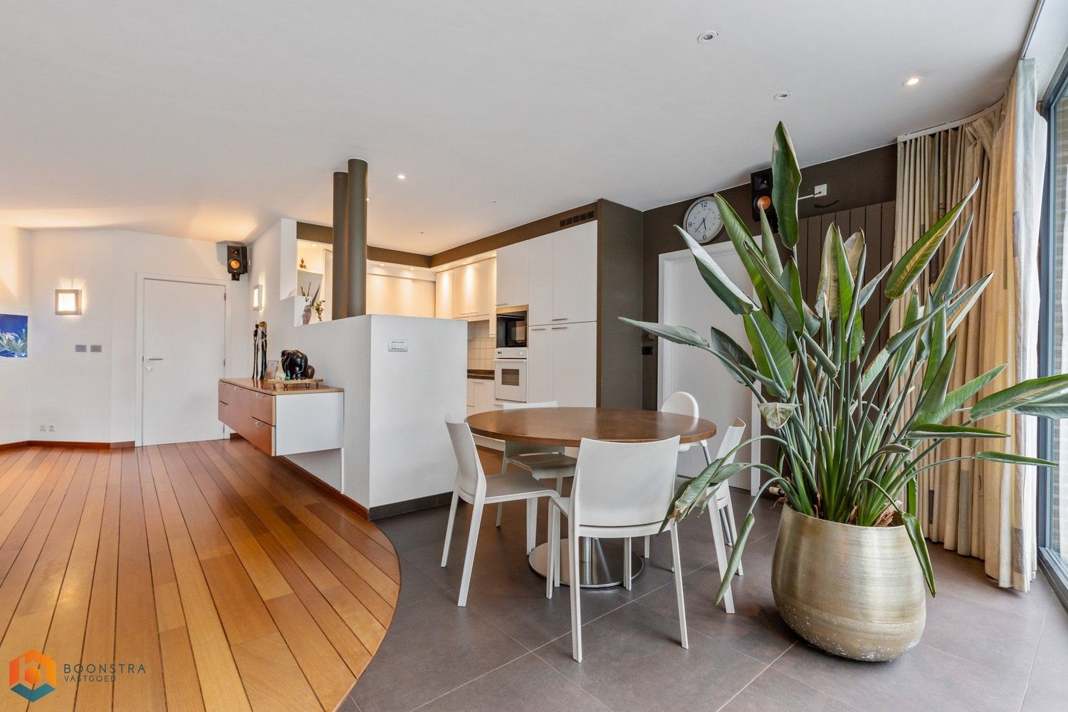 Energiezuinige villa op 1.636 m² met zwembad, lounge-ruimte en tropisch aangelegde tuin in Tremelo foto 6