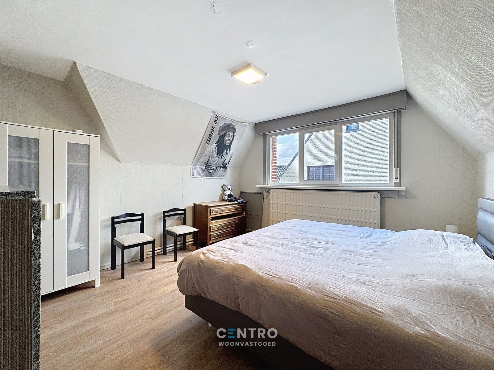 VILLA met ZWEMBAD, 4 slpks, garage én ZW-gerichte tuin! foto 17