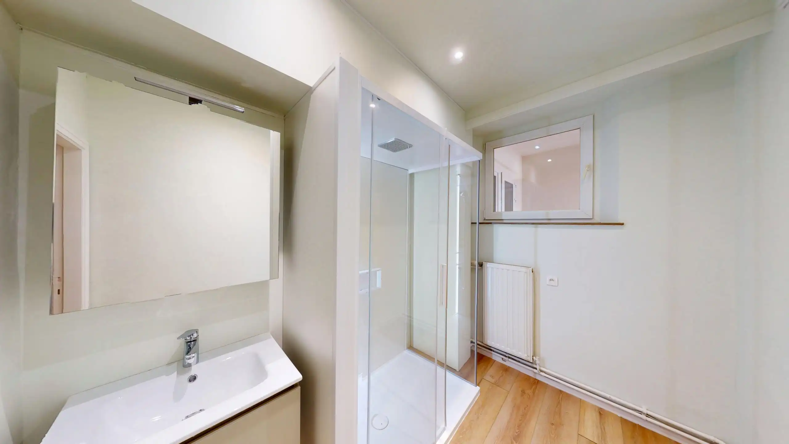 ANTWERPEN-CENTRUM - Ruim appartement  foto 6