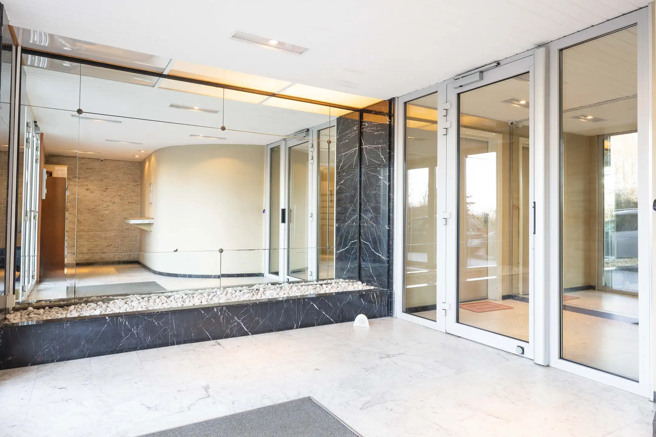 Appartement om opnieuw vorm te geven tussen aarde en hemel foto 20